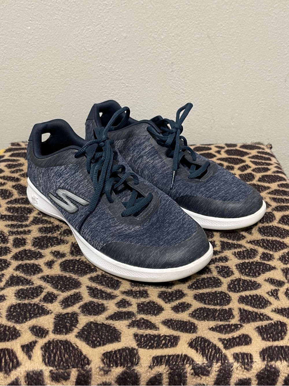Skechers Goga Max Lace Up Fashion Sneakers Blue Fabric Comfort Womens 8